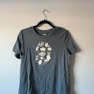 Duluth Trading Co Blue Gray Graphic Tee